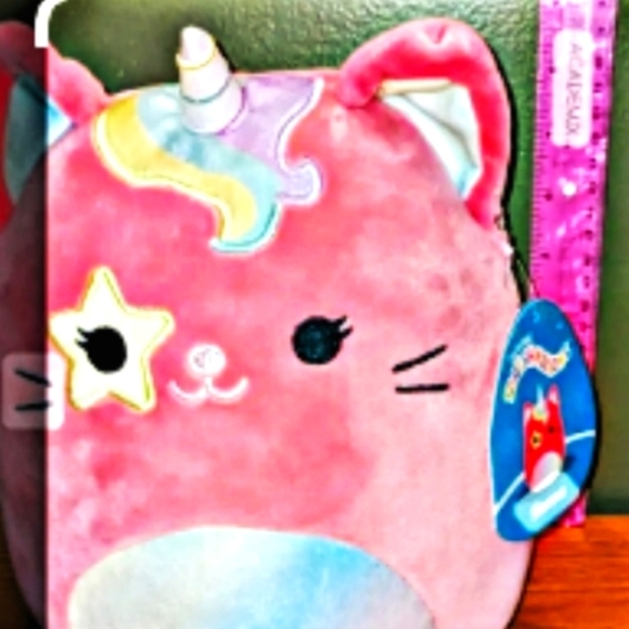 SIENNA 5 in pink cat squishmallow - Picture 2 of 5